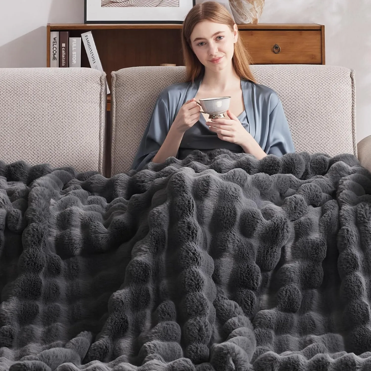 Heated Blanket Throw with 6 Hours Auto-Off 10 Heat Level, 62'' * 84'' Cozy Faux Rabbit Fur Bubble Electric Throw with Overheat Protection, Soft Fast Heating Blanket with ETL (Dark Grey)